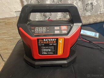 Predám Nabijacku BATÉRI 15 A - 2