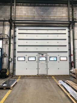 Priemyselná hala, Dubnica nad Váhom - 2