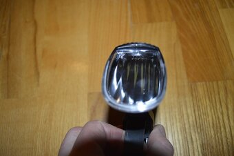 predam nove predne svetlo na bicykel TRELOCK - 2