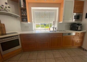 Buková moderní linka s vestavěnými spotřebiči,5897 - 2