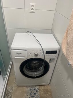Predam pračku z predu plnenu Whirpool - 2