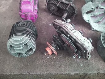 prevodovky a motor - 2