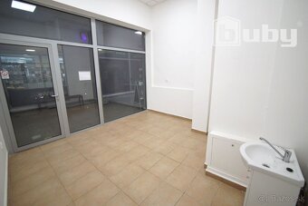 Na prenájom kancelária, 14 m2, centrum Martina. - 2