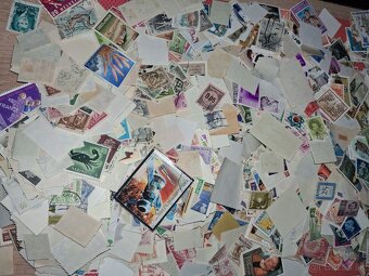 Známky mix 0,500kg     1 - 2