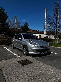 Peogeot 206 1,1 44kw - 2