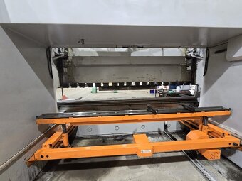 ERMAKSAN POWER-BEND FALCON 4100x320. - 2