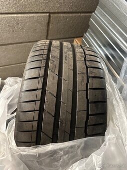 Pneumatiky Hankook R18 - 2