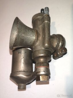 Predám bronzový karburátor Amac 30MDY - 2