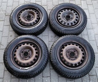 Celoročné pneumatiky 175/65 R14 na diskoch - 2
