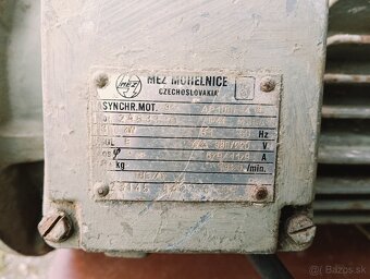 Elektromotor 3kW 400V. Prírubový - 2