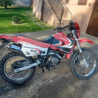 Motorka Honda 200 - 2