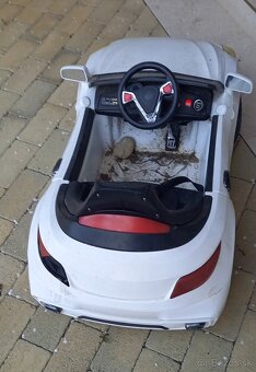 AUTO na baterky - 2