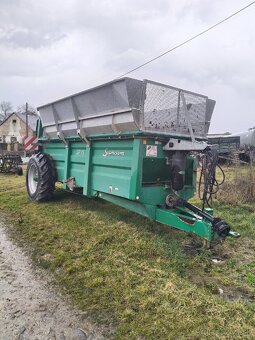 Rozmetadlo maštaľneho hnoja/vápna - 2