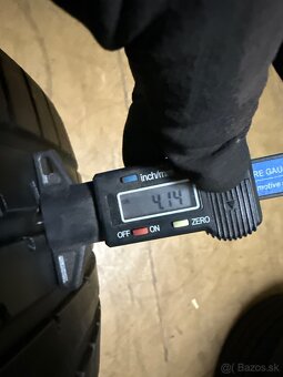 Letné pneu 2 ks 225/55R19 viem aj prezuť - 2