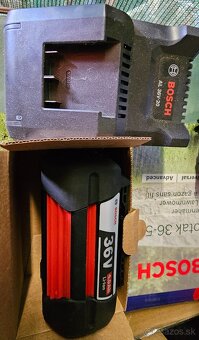 Predám aku kosacku Bosch - 2