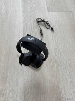 Bezdrôtové slúchadlá AKG Y500 - 2