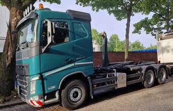 9235 - Volvo FH 460 - 6x4 - Nosič kontejnerů-Meiller – EURO - 2
