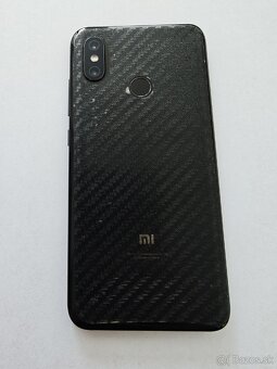 Predám Xiaomi mi 8. 6/256Gb - 2