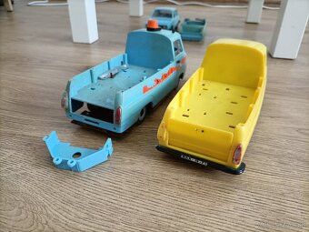 Skoda 1203 kdn retro hracky - 2