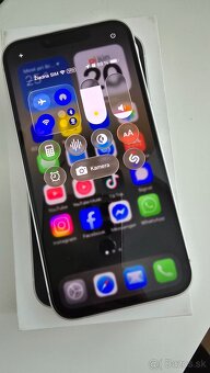IPhone 16e - 2