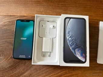 Predám iPhone XR 64gb - 2