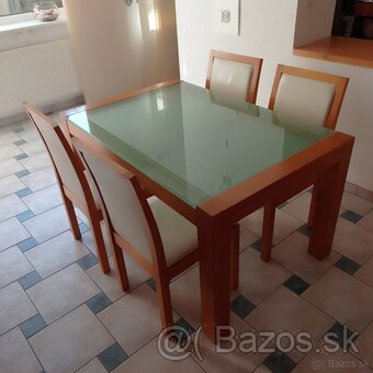 Rozkladací stôl a 4 stoličky - buk masív - ZNÍŽENÁ CENA - 2