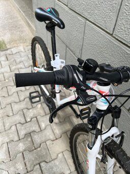 Genesis • Melissa 26 • horský bicykel - 2