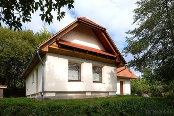 PREDAJ, rodinný dom Zaježová, vhodný na trvalé bývanie alebo - 2