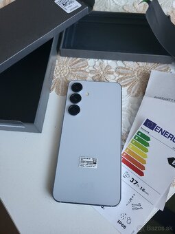 Samsung galaxy S25 256GB - 2