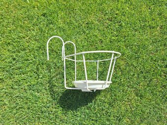 Závesný kovový držiak na kvetináč - 2