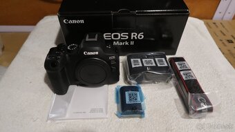 Canon EOS R6 Mark II - 2