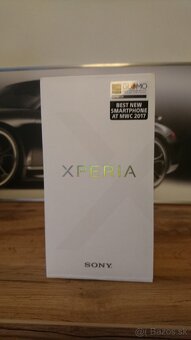 Sony Xperia XZ Premium - 2