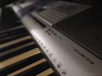 Vianočné upratovanie klávesy YAMAHA - 2