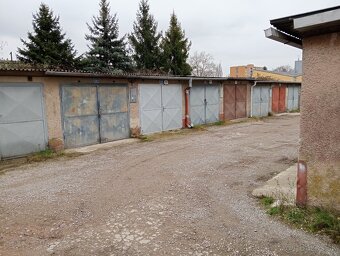 GARÁŽ NA PRENÁJOM - 2