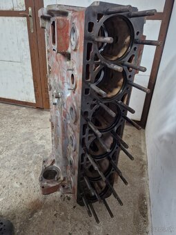 Blok motoru zetor crystal - 2