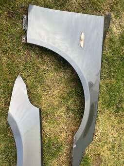 Blatník BMW E60 - 2