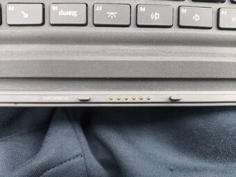 Microsoft Surface Type Cover klávesnice – 4 kusy - 2