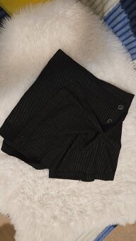 Dámska šortková sukňa od Reserved - 2