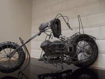 Model motorky - dvojvalcový Chopper - 2