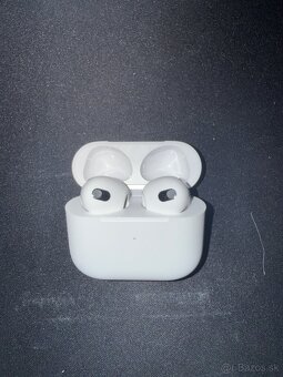 🎧 Apple AirPods 3. generácie - 2