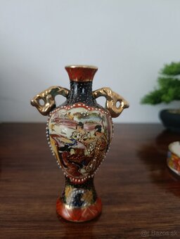 Karafa, popolník - 2