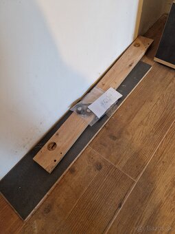 Obyvacia stena stolik pod Televízor - 2