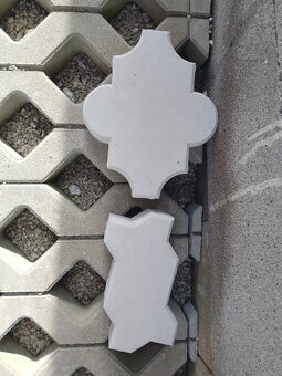 Zámková dlažba baroko/vlnka - 2