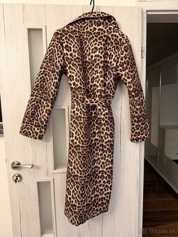Kabát s leopardím vzorom - 2