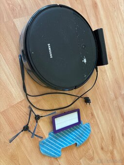 Robotický vysávač Samsung - 2
