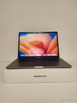 MacBook Pro 15 2017 | i7 • 16GB • 1TB SSD - 2