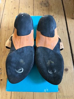 Scarpa instinct vs 42 - 2