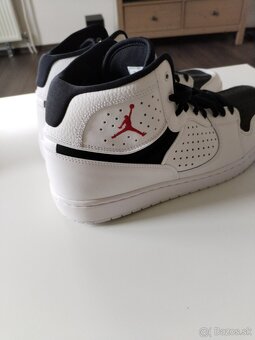 Nike - 2