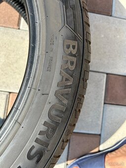 Letné pneumatiky Barum Bravuris 235/45/R18 DOT 1722 - 2