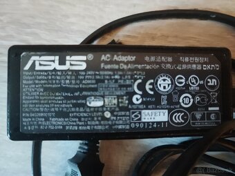 Napájací adaptér Asus 19V 2.1A - 2